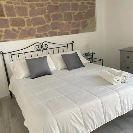 Ucuppu Civico16 Carloforte (Isola di San Pietro)