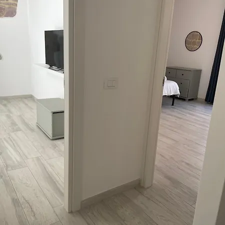 Apartment Civico16 Ucuppu